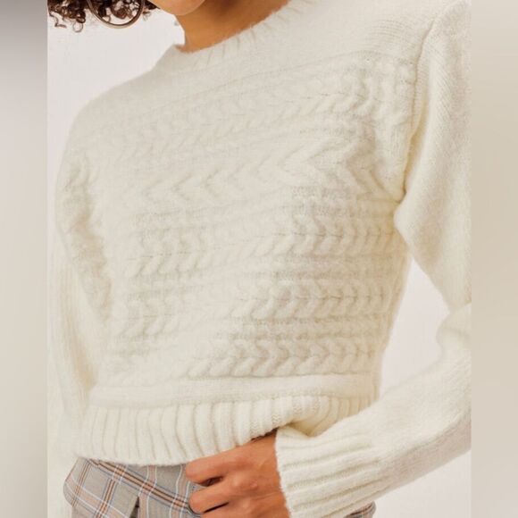 NEW For Love & Lemons Dominique Shoulder Pad Cable Knit Sweater Ivory Size S - Picture 4 of 15